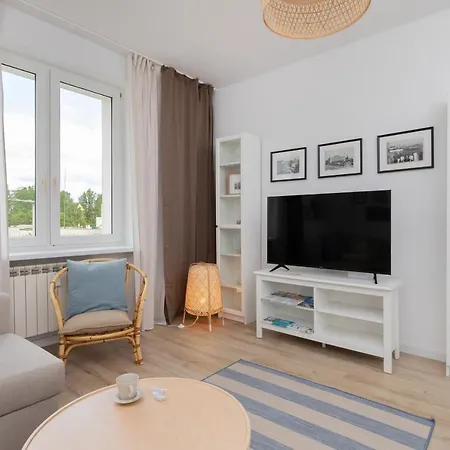 Marina Corner By Renters