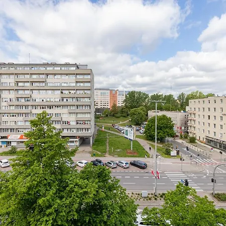 Marina Corner By Renters *
